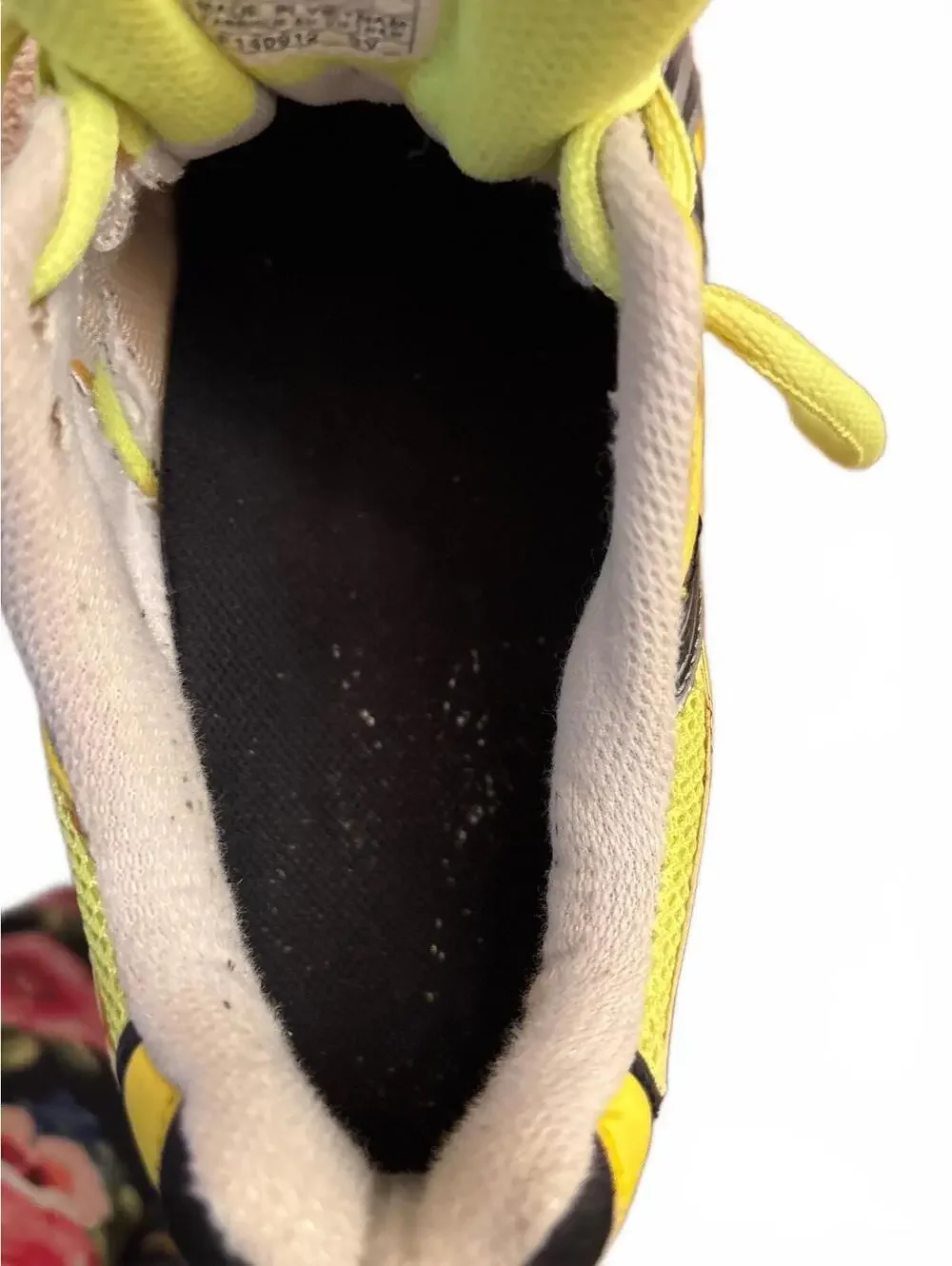 Asics selling single